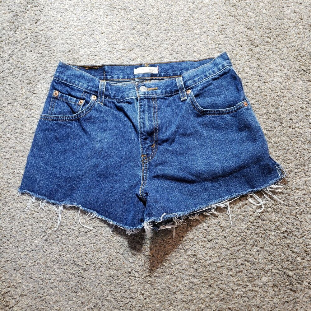 Levis 550 Shorts Womens 10 Blue Relaxed Fit Cutt Offs Medium Wash Denim Jorts